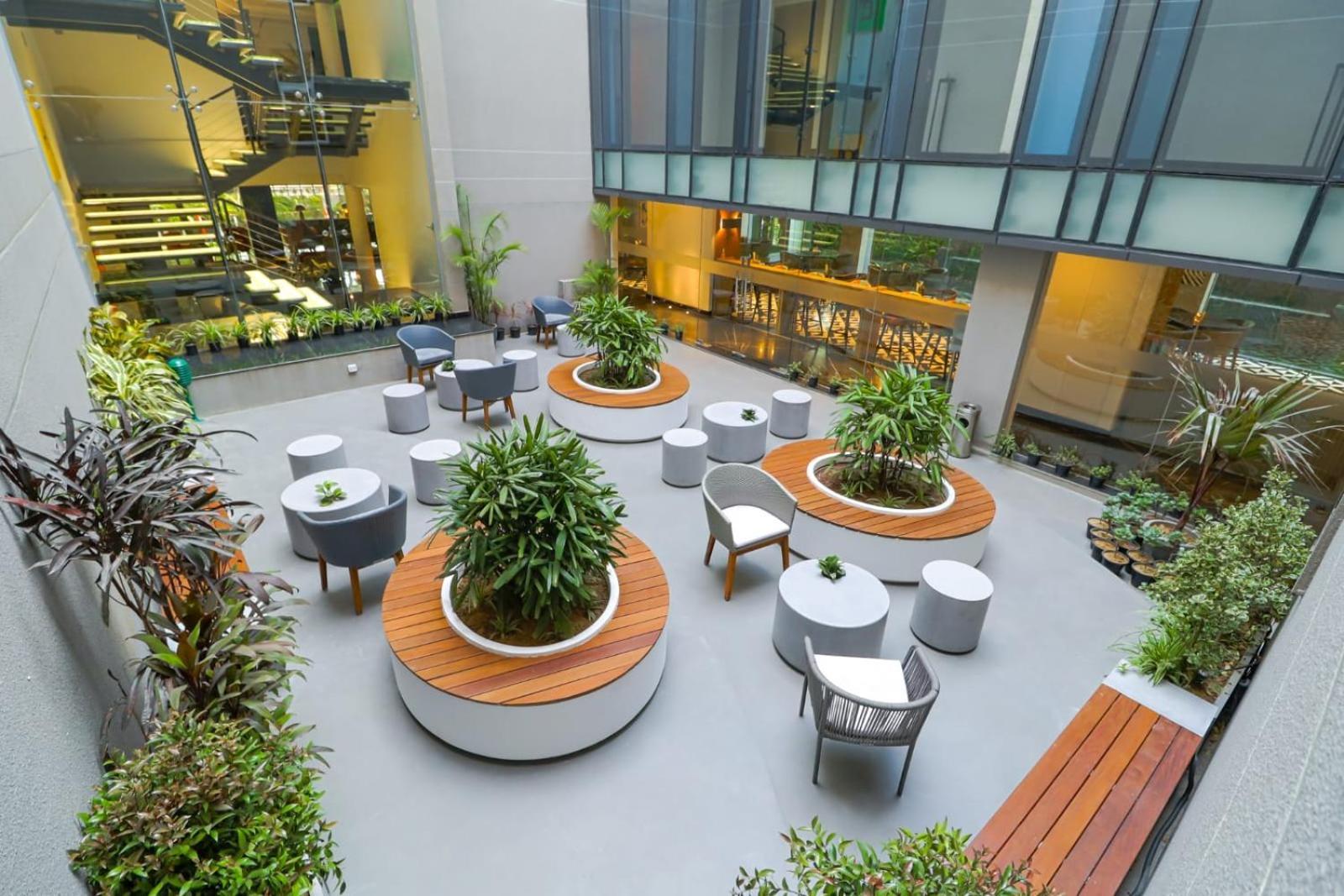 Air By Ahuja Residences Gurgaon Exterior foto