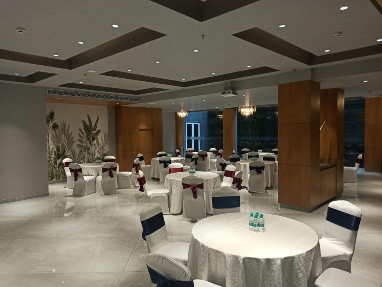 Air By Ahuja Residences Gurgaon Exterior foto